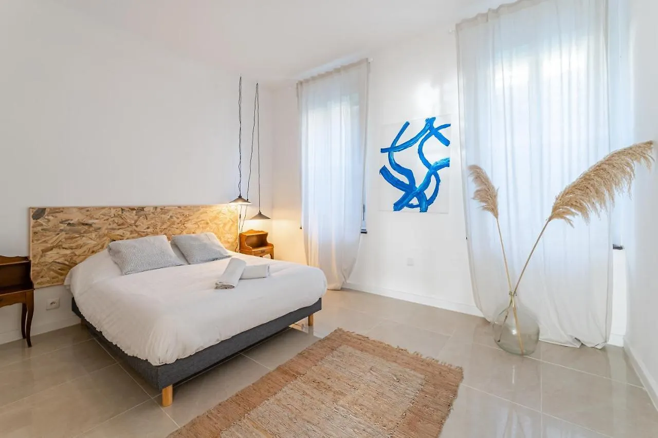 Le Borely: Appartement Climatise Avec 2 Chambres, A 800M De La Plage Marseille Apartment