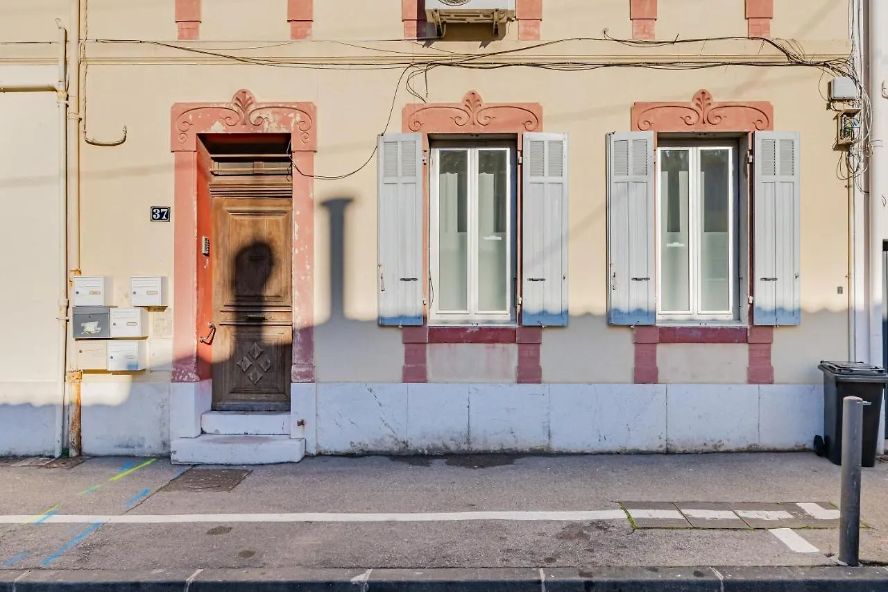 Apartament Le Borely: Appartement Climatise Avec 2 Chambres, A 800M De La Plage Marsylia